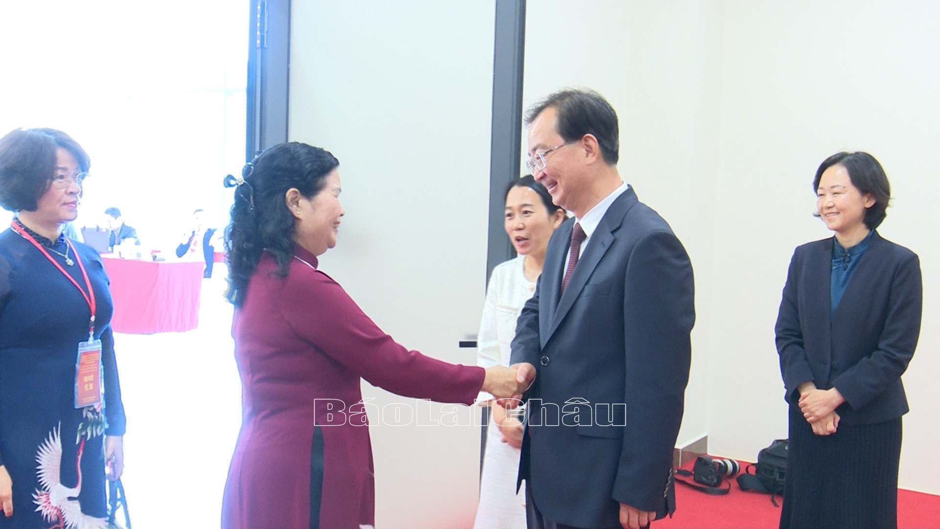 Bí thư Tỉnh ủy Lai Châu Giàng Páo Mỷ hội kiến với Bí thư Tỉnh ủy Vân Nam (Trung Quốc) Vương Ninh 